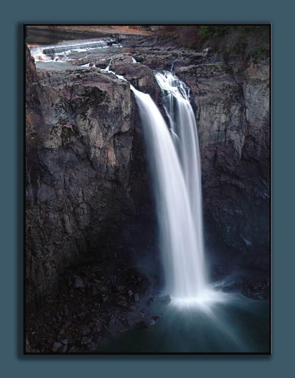 Evening Falls   By Dave McMillan