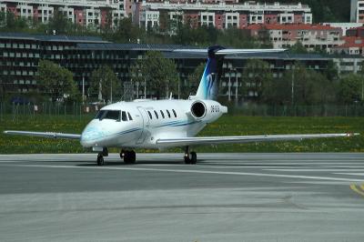 OE-GLS Tyrolean Jet Service