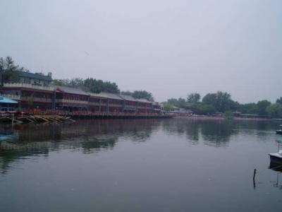 Shi Sha lake, used to be part of Bei Hai.