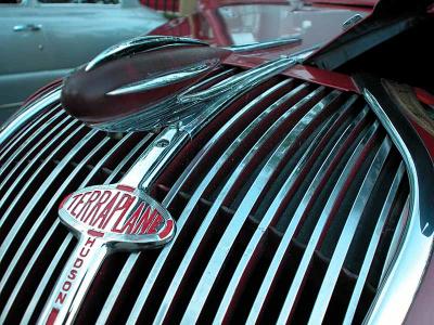 1937 Hudson Terraplane grille