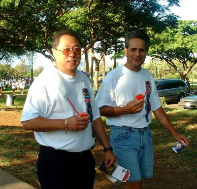 HNLAQ's CSA Cashiers: Mori & Les at the half w @ Kapiolani Parkay point