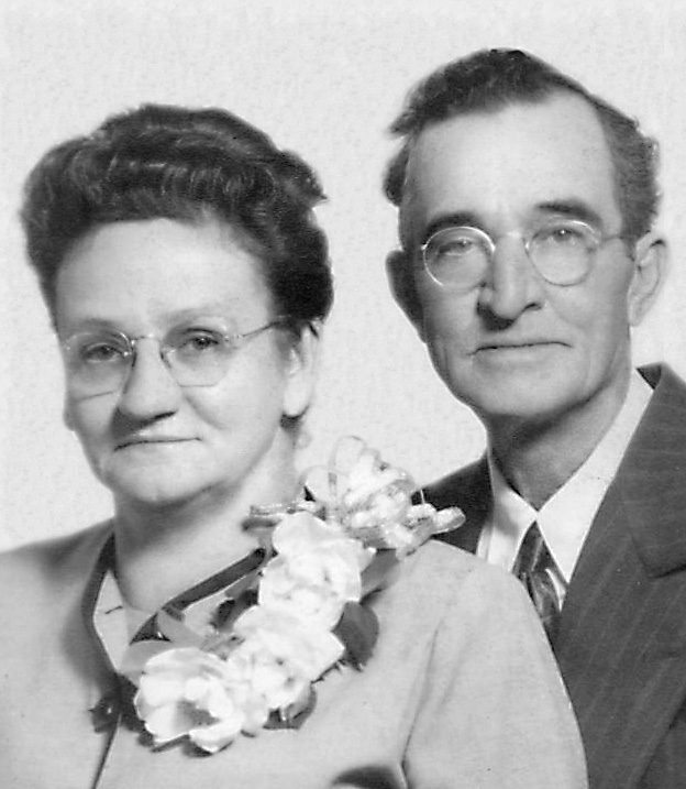 Gertude Ellen Roberts & Clyde Wesley Chandler (fixed)