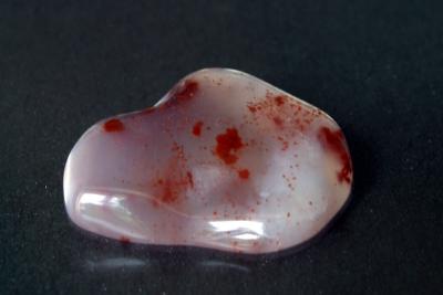 Green River Mossy Pigeon Blood Agate