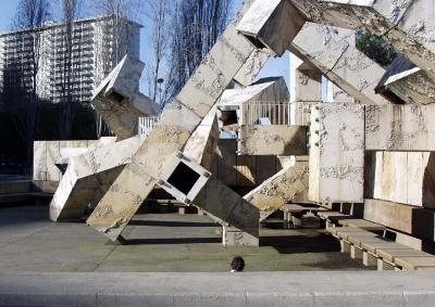 Vaillancourt Fountain