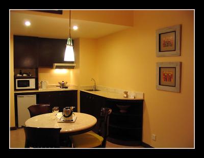 It comes with a full kitchen