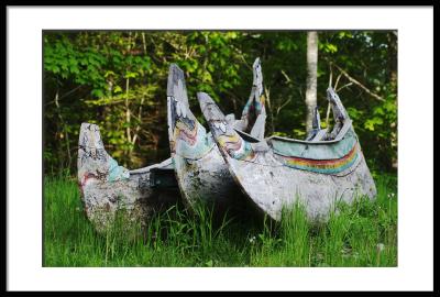 Signs of other times (canoes)