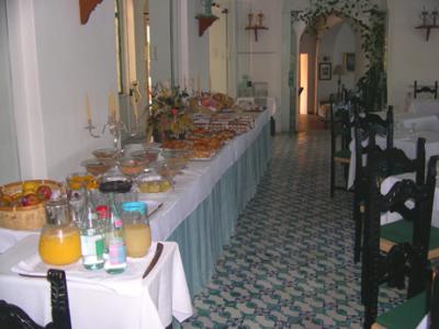 Breakfast buffet at the Hotel Luna Convento. Big breakfast kept us going each day, but we didn't skip gelato.