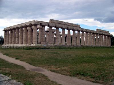 Temple of Hera I: Columns swell in middle - sturdy look. Called, Basilica in error. It was not a Roman civil building.