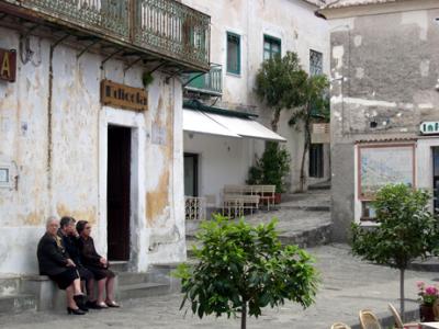 Women sitting near the Piazza Duomo in Ravello.