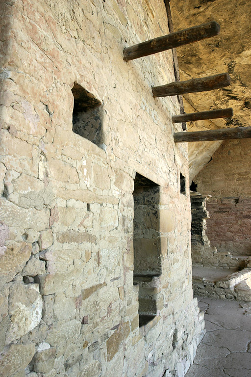 Balcony House 6547