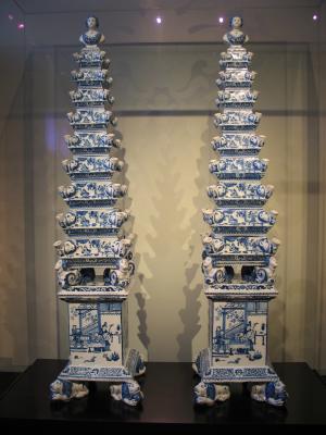 Delftware tulip stands @ 5 feet tall in the Rembrandt museum