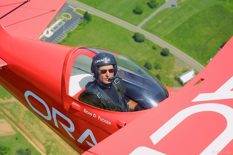 Sean Tucker air-to-air 1 (Warrenton)