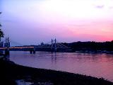 albert bridge at dusk