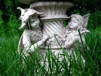 Lawn ornament_3378.jpg