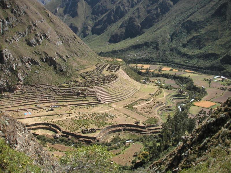Down below - Wayna Quente Llactapata