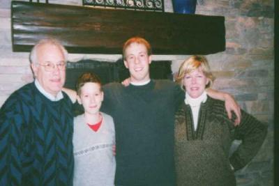 Jeff W Knapp and family <br> in Edina Minnesota
