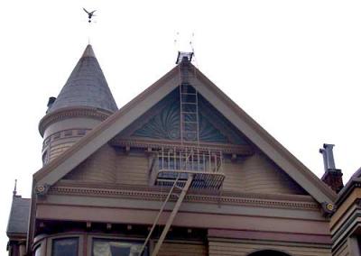 u29/sfvictorians/medium/17420266.BroderickandFultonearthtonesQAgableandweathervane.jpg