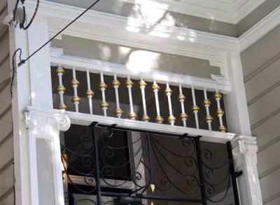 Buchanan-bet-Pine-Bush-above-door-det.jpg