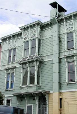 u29/sfvictorians/medium/17452198.HaightandSteinergreenSEPastaPomodoroside.jpg