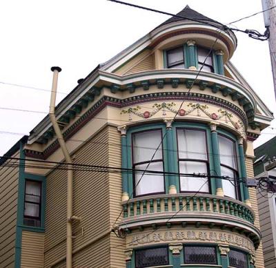 Central-bet-Page-Haight-tan-green-top.jpg