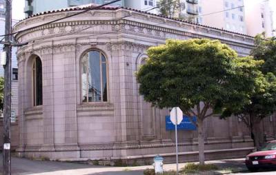 Green-and-Octavia-library.jpg