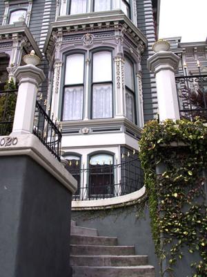 California-bet-Laguna-Octavia-clay-lavender-IT-stairs-window.jpg