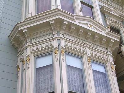 u29/sfvictorians/medium/17484325.CaliforniabetBuchananLagunablueparchmentwindowdet.jpg