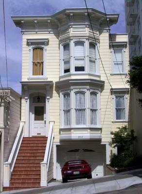 Gough-bet-Broadway-Pacific-yellow-white.jpg