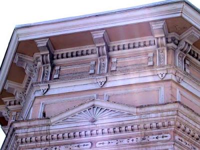 Post-bet-Baker-Broderick-cream-IT-cornice-det.jpg