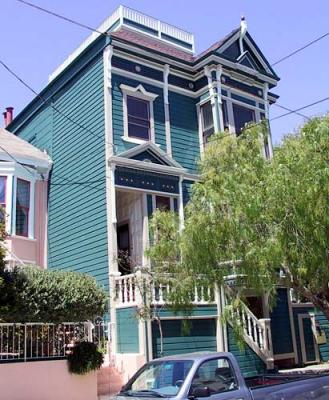 21st-bet-Dolores-Church-green-white-SE.jpg