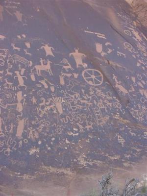 Newspaper Rock 05 (Small).JPG