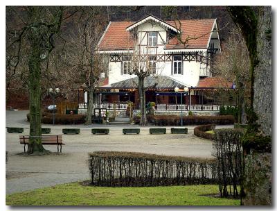 Restaurant in the parkBy Hewy