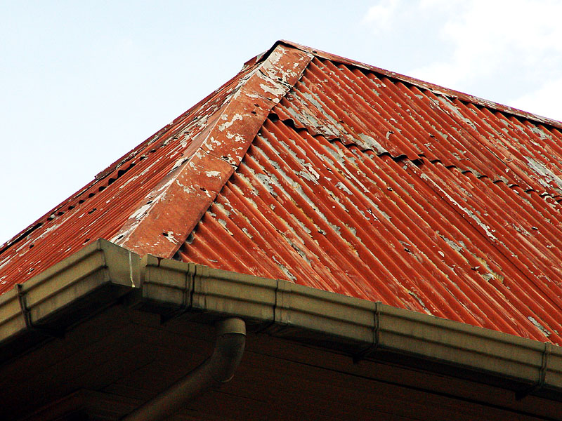 <b>Weathered</b><br><font size = 1> by Carlos Chacon</font>