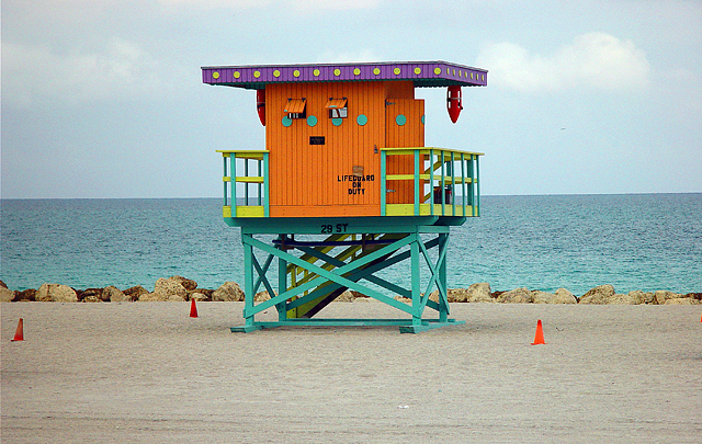 <b>Miami Office*</b><br><font size=1>by Michael Buckman