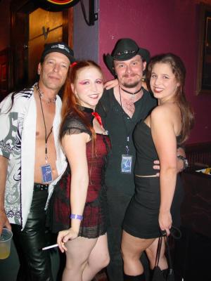 Dsc08238.jpg John, Laney, Tony and ???
