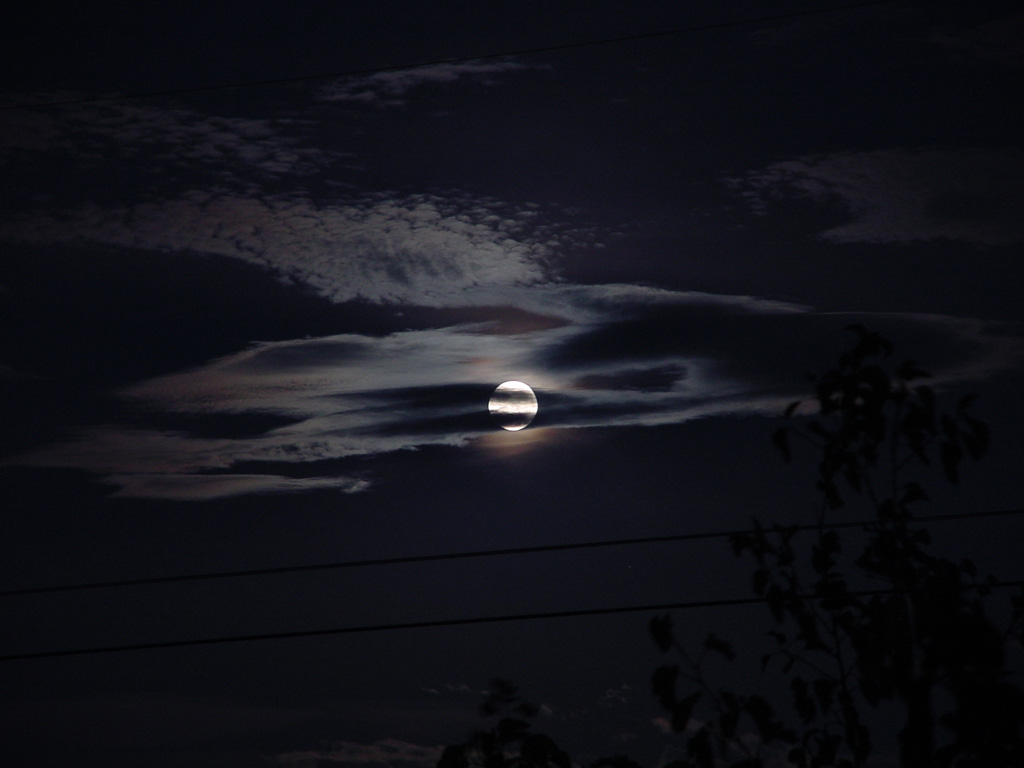 Moon_1_1.jpg