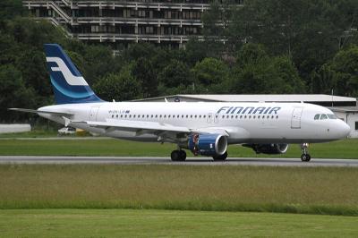 Finnair Airbus A320-214