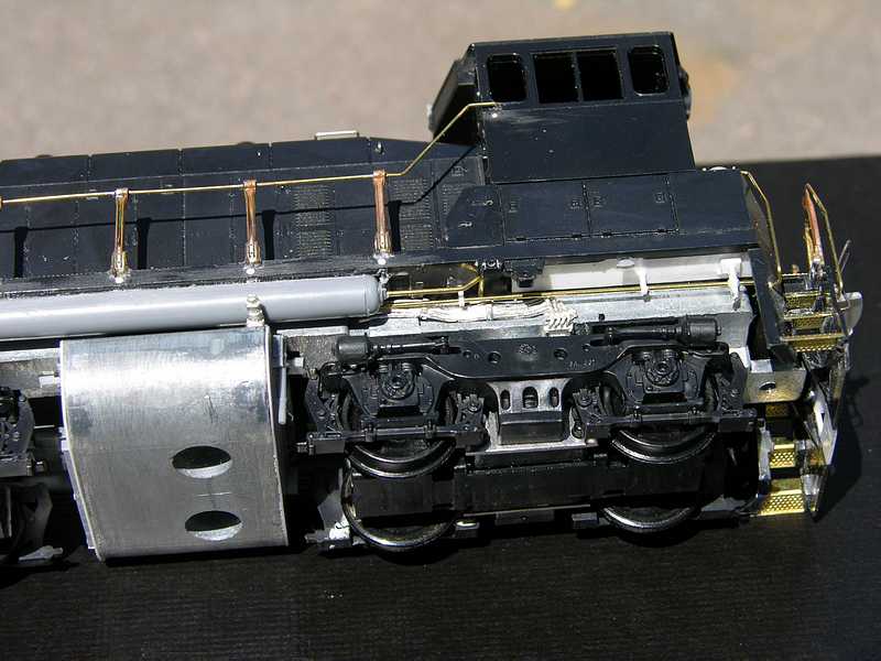 Underbody cabling from Details West, Cannon & Co. Air Reservoir.  Cab (and all other black parts) - are Stock Athearn Blue-Box!