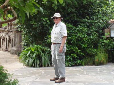 Dad looking safaried out