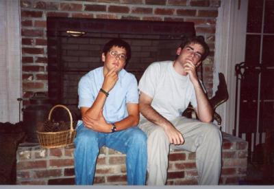u29/wisefrog/medium/17467098.paulandandythinkin.jpg