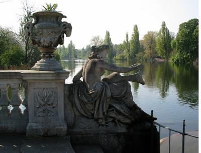 naiad-1.jpg