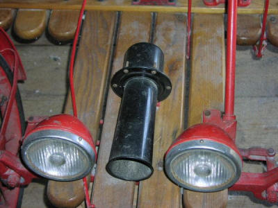 08-lights-horn.jpg