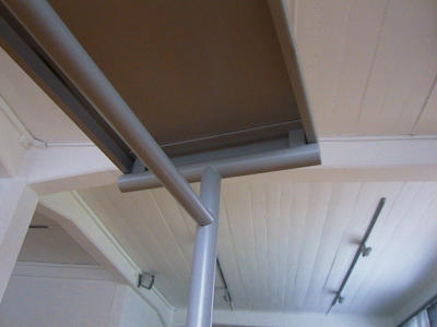 2000-086 Kleiderständer Showroom