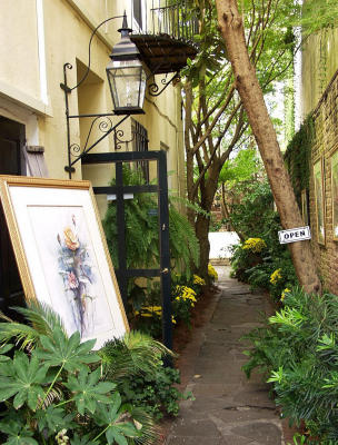 Gallery Alley