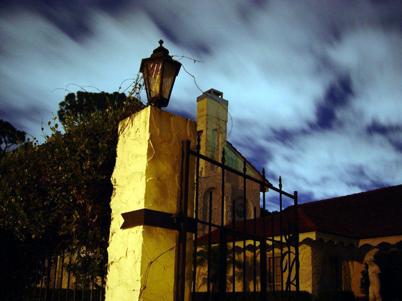 <b>4th</b><p align=right><b>Total Darkness w/AL</b><br><i><font size=1>photographed by</font>r00t</i></font></p>