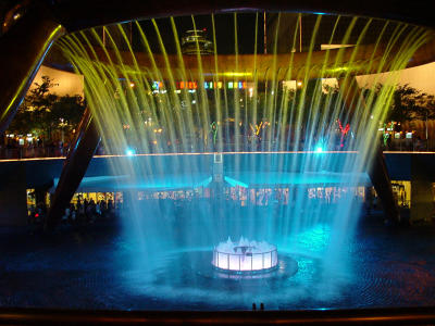 World largest fountain(Singapore) - by Wong F505 - Exhibition