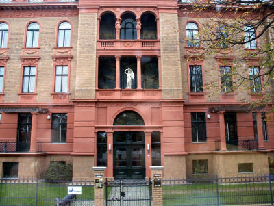 City Bldg 1.jpg