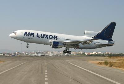 lxr_l1011_cstmr_t3.jpg