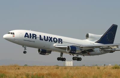 lxr_l1011_cstmr_t2.jpg
