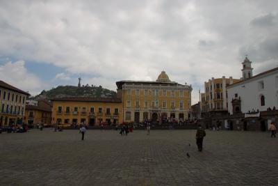 6550-quito plaza san francisco.jpg